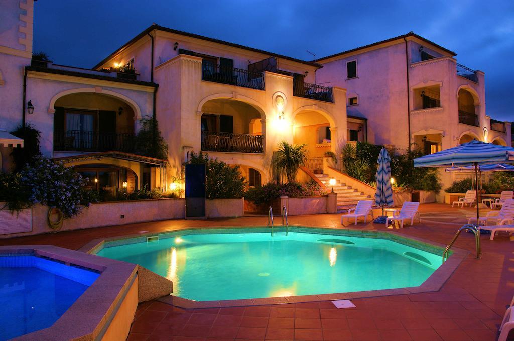 كانّيجوني Residence Riva Azzurra المظهر الخارجي الصورة
